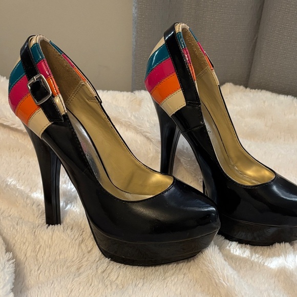 Michael Antonio Black Heels with Colorful Stripes - Picture 1 of 4